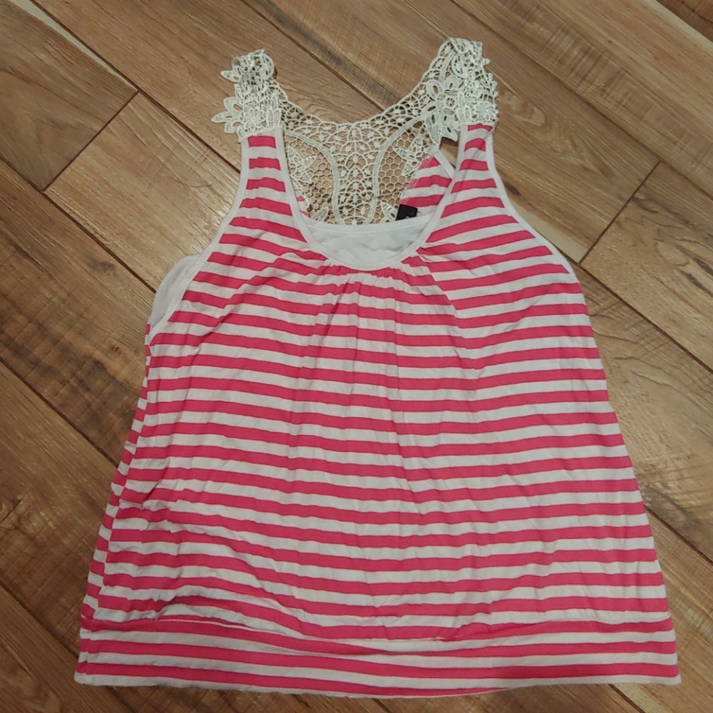 Gently used lace tank top